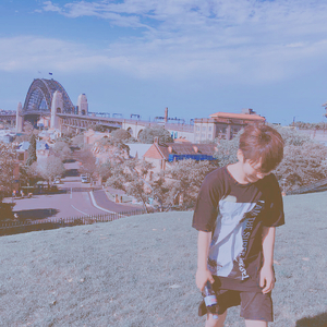 毛多女毛茸茸的撒尿
